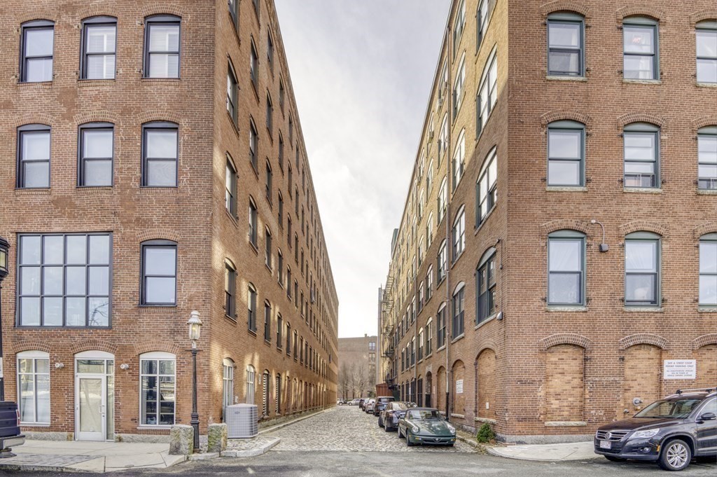 249 A Street, Unit 12 Boston, MA 02210 - Photo 21 of 22