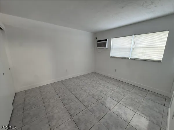 $1,100 | 2239 Jackson Street, Unit 2265, Fort Myers, FL 33901