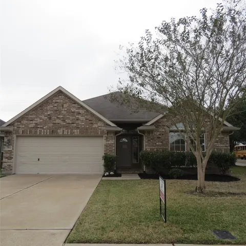 $264,900 | 3802 Elderberry Drive, Dickinson, TX 77539