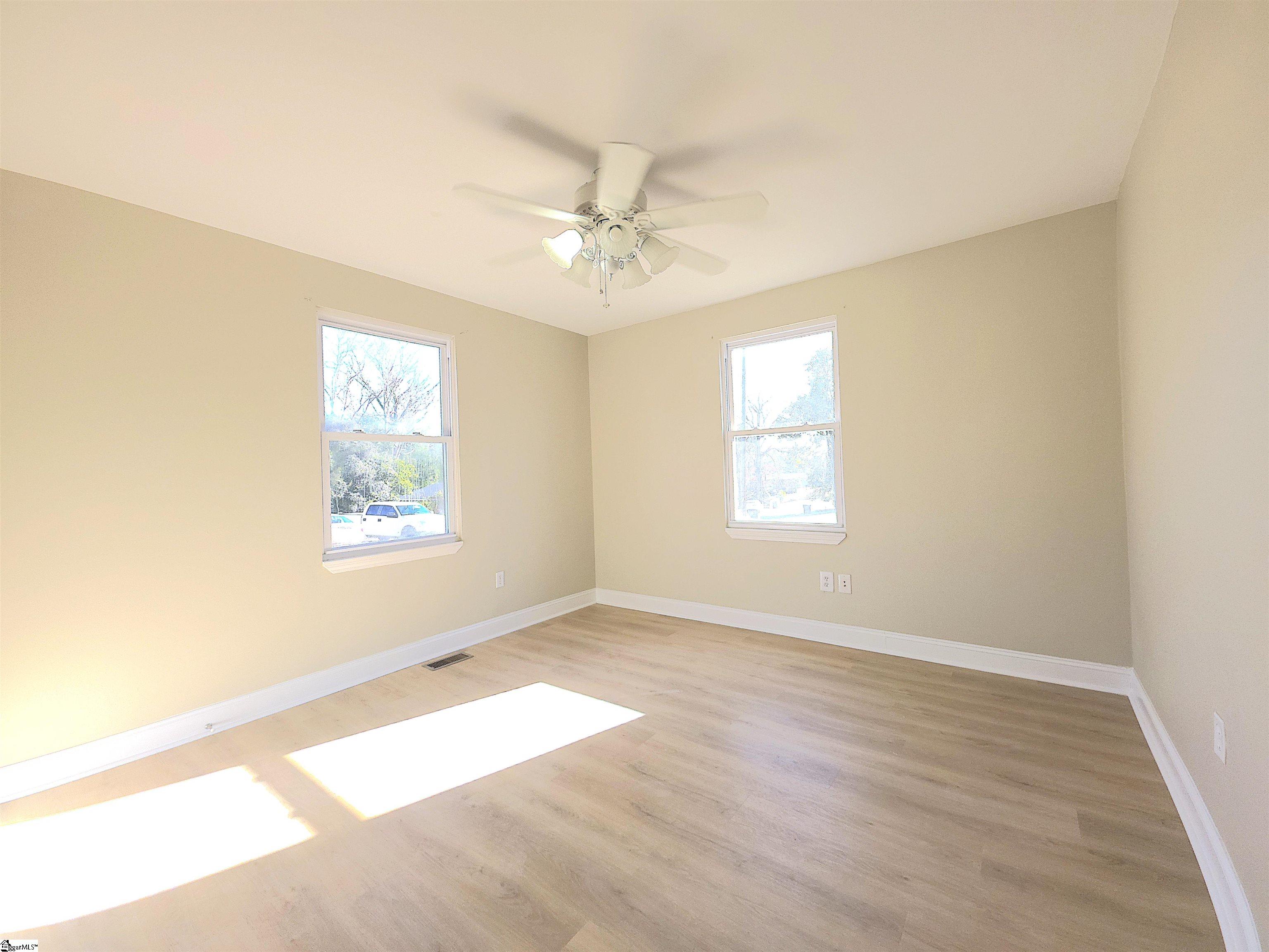 3302 Edwards Road Taylors, SC 29687 - Photo 21 of 35