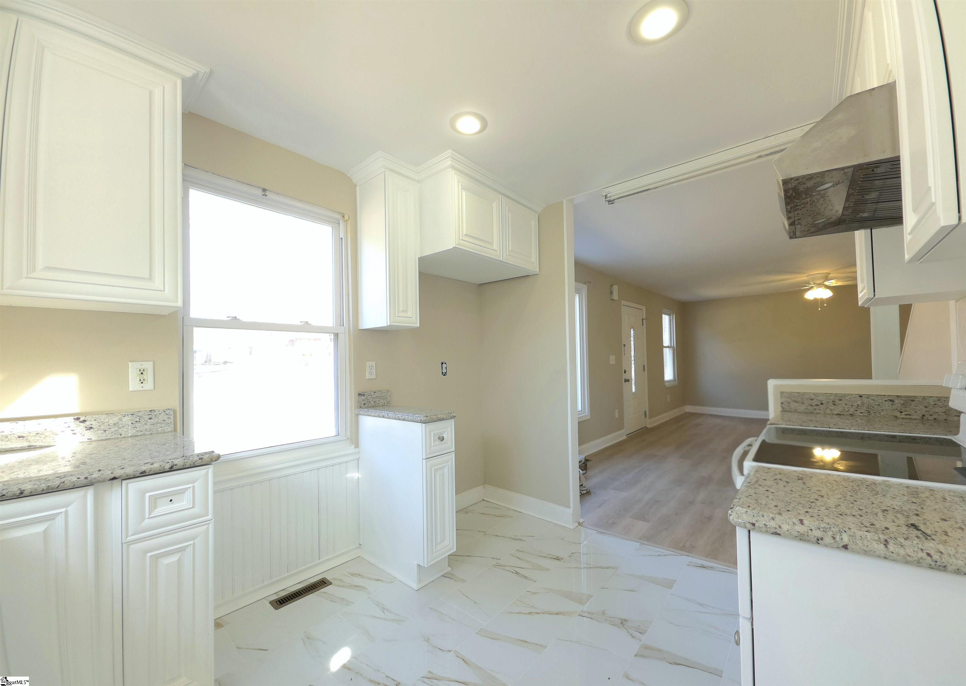 3302 Edwards Road Taylors, SC 29687 - Photo 9 of 35