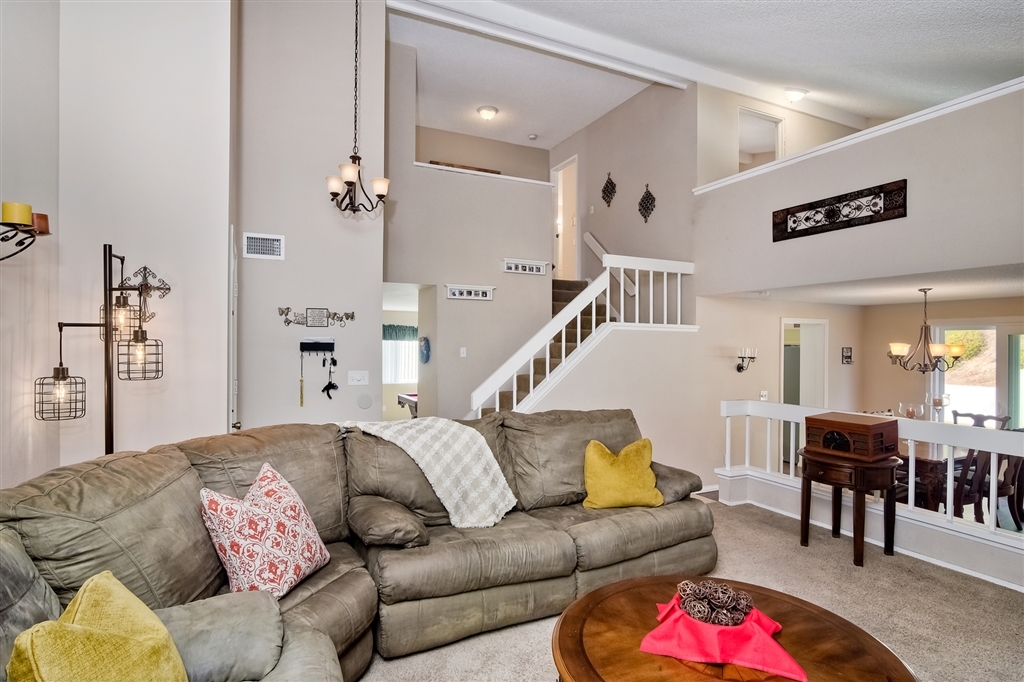 447 Mainsail Road Oceanside, CA 92054 - Photo 2 of 25 Soaring Ceilings, Open and Airy!