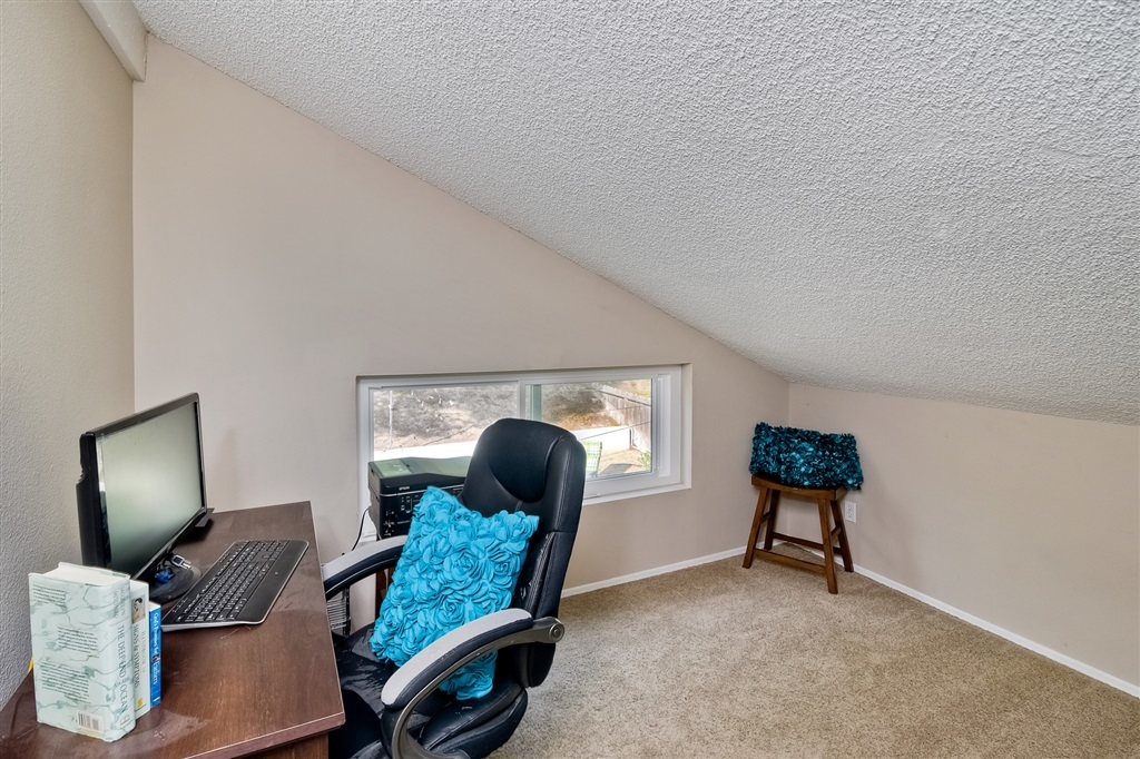447 Mainsail Road Oceanside, CA 92054 - Photo 21 of 25 Gallery Image 21
