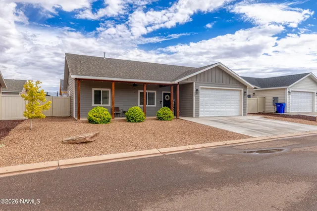 $2,000 | 1096 East Adams Street, Snowflake, AZ 85937