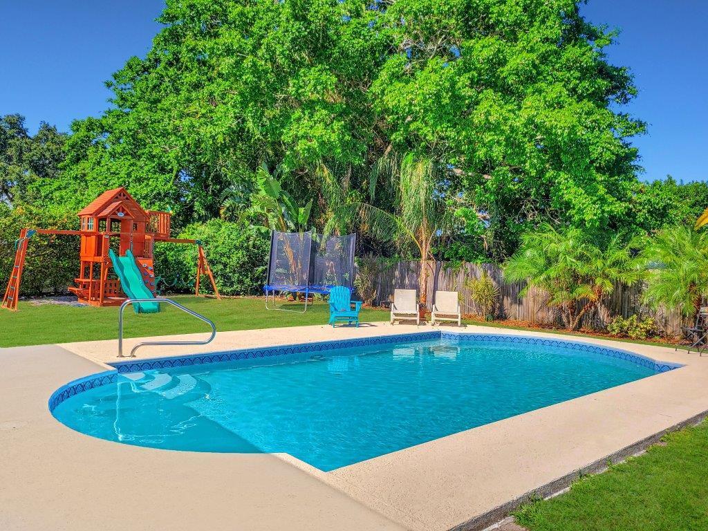 2067 Southeast Triumph Road Port St. Lucie, FL 34952 - Photo 4 of 21 2067 SE Triumph Rd Pool (3)