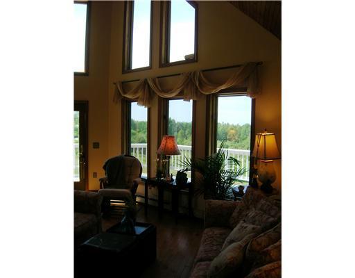 338 Litchfield Road Bowdoin, ME 04287 - Photo 11 of 25 Den/Family/Great Room.