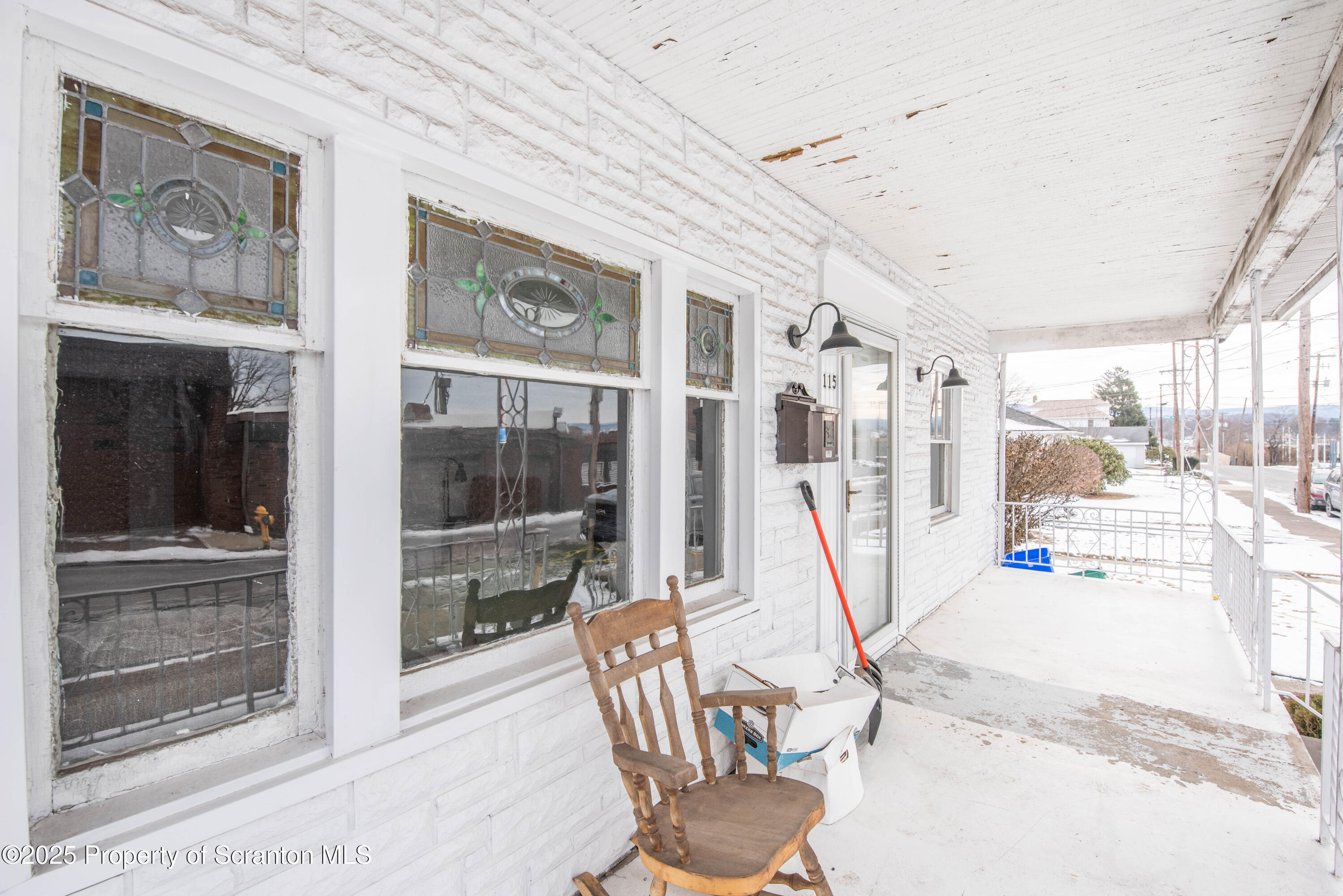 115 Miles Street Old Forge, PA 18518 - Photo 4 of 44 DSC_5286