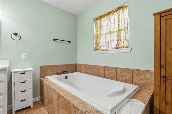 $2,350 | 12258 Dilly Shaw Tap Road, Bryan, TX 77808