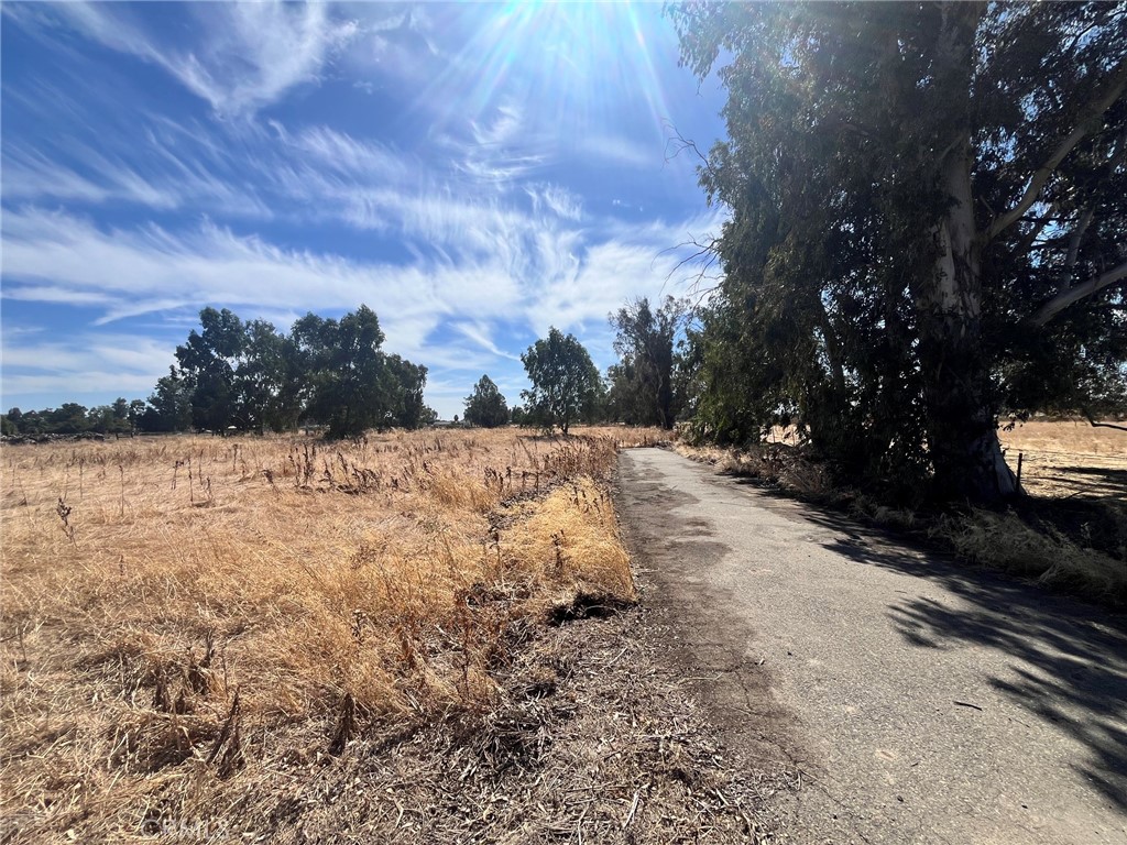 2529 La Loma Road Merced, CA 95340 - Photo 3 of 10 Gallery Image 3
