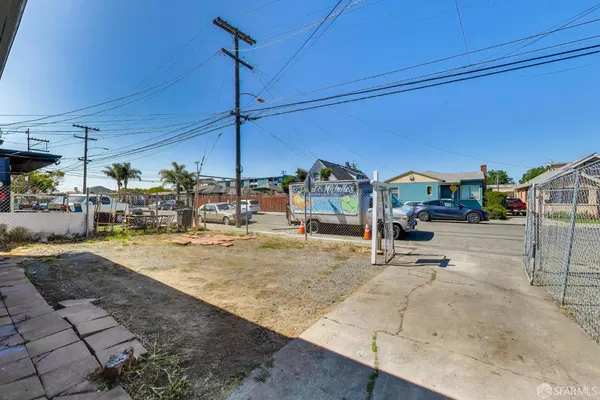 $625,000 | 9312-9314 Holly Street, Oakland, CA 94603