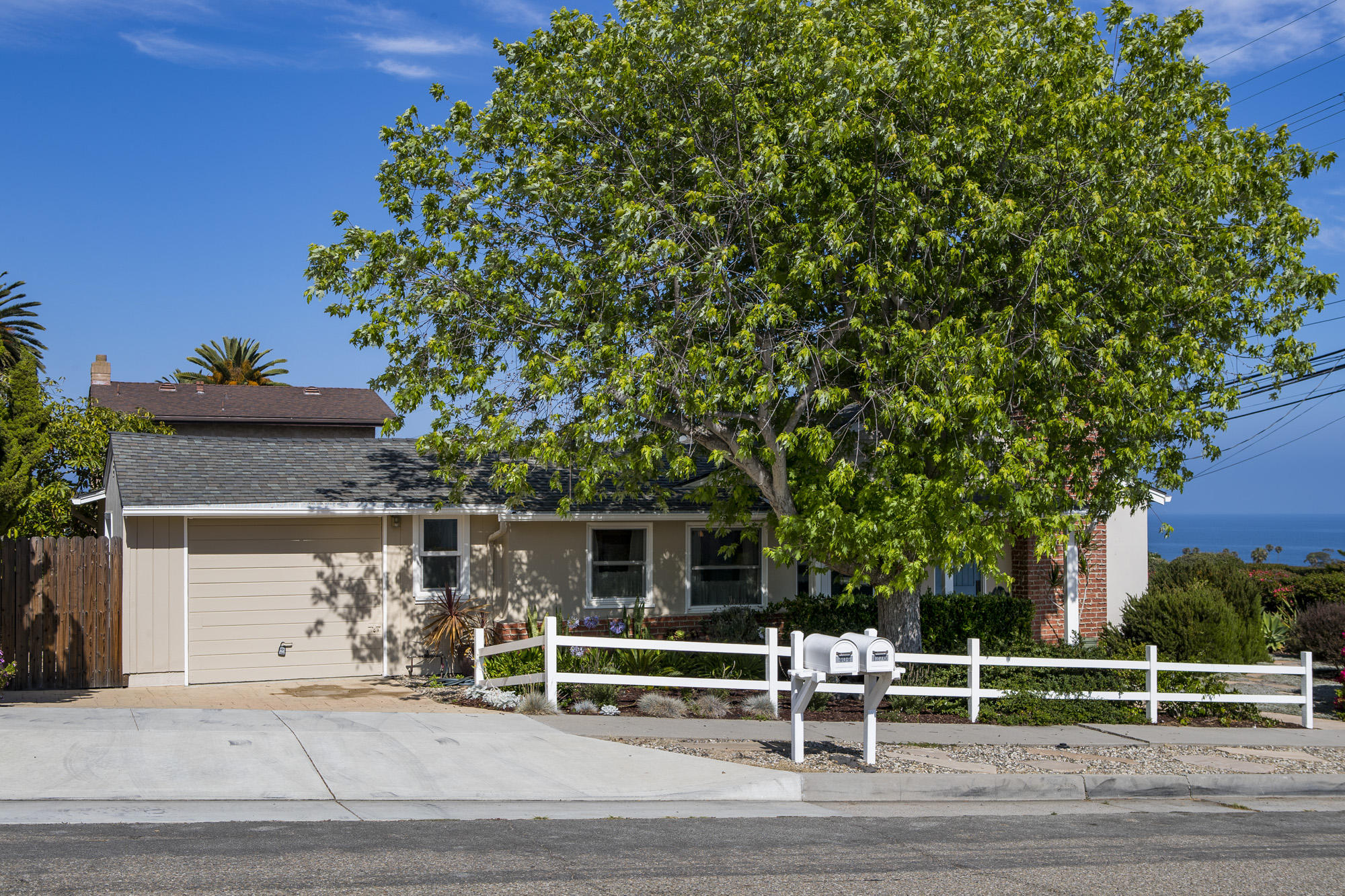 404 Terrace Road Santa Barbara, CA 93109 - Photo 3 of 22 Front