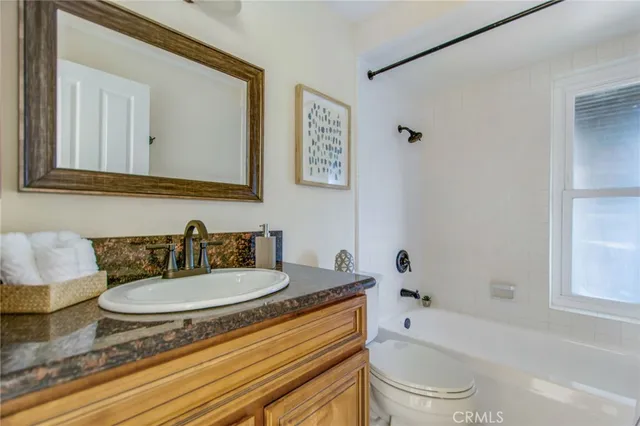 $1,249,000 | 19809 Windjammer Lane, Huntington Beach, CA 92648