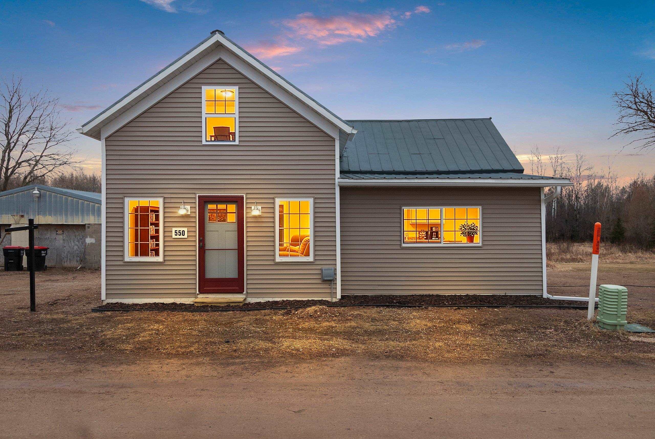 550 Barke Street Gillett, WI 54124 - Photo 2 of 38