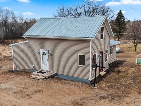 $279,900 | 550 Barke Street, Gillett, WI 54124