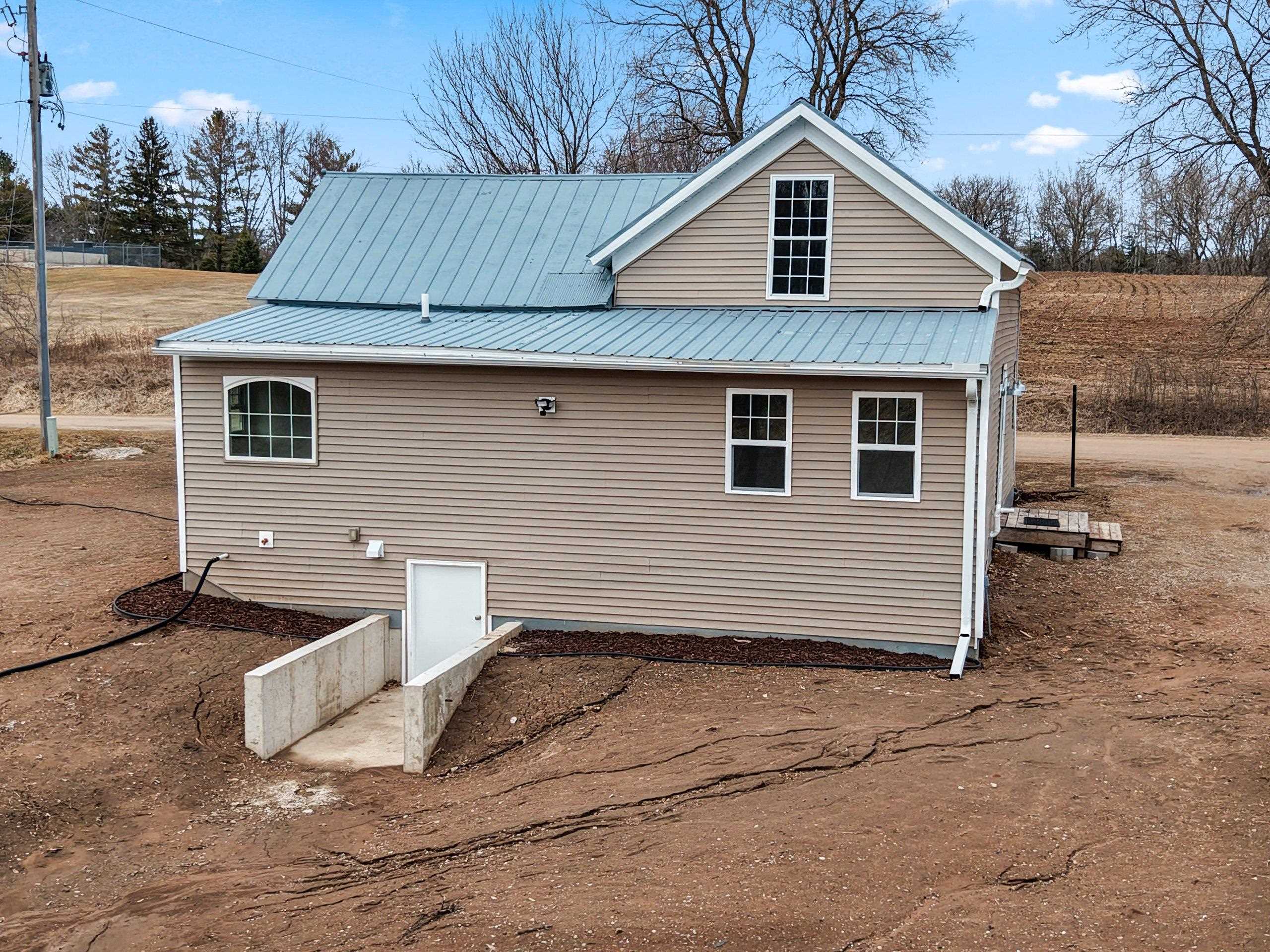 550 Barke Street Gillett, WI 54124 - Photo 27 of 38