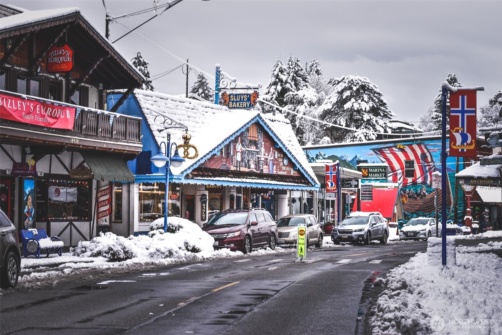 17535 Northeast Midnight Sun Loop Poulsbo, WA 98370 - Photo 36 of 38 a view of water fountain in front of building
