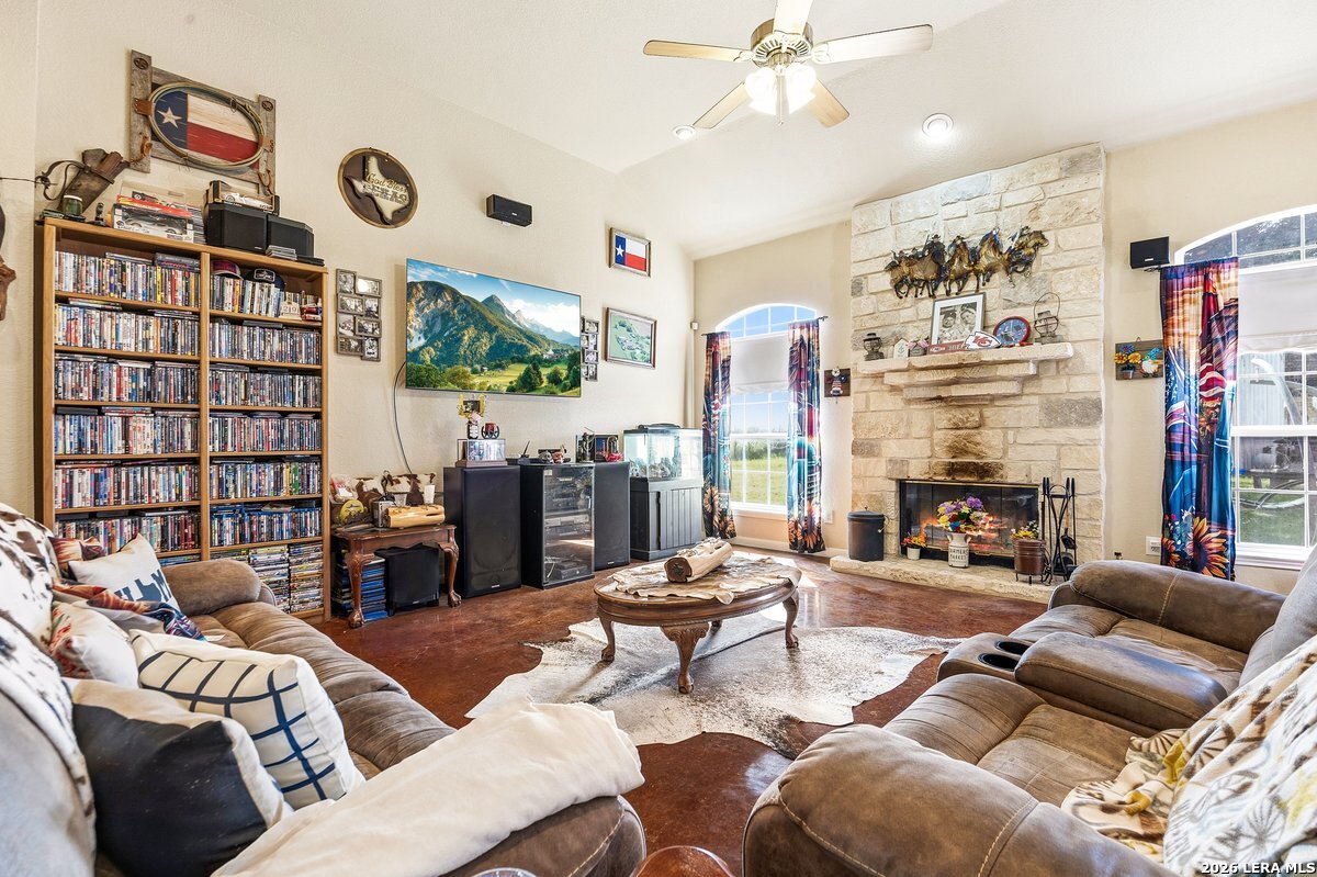 16306 Somerset Road, Unit 2 Von Ormy, TX 78073 - Photo 11 of 49