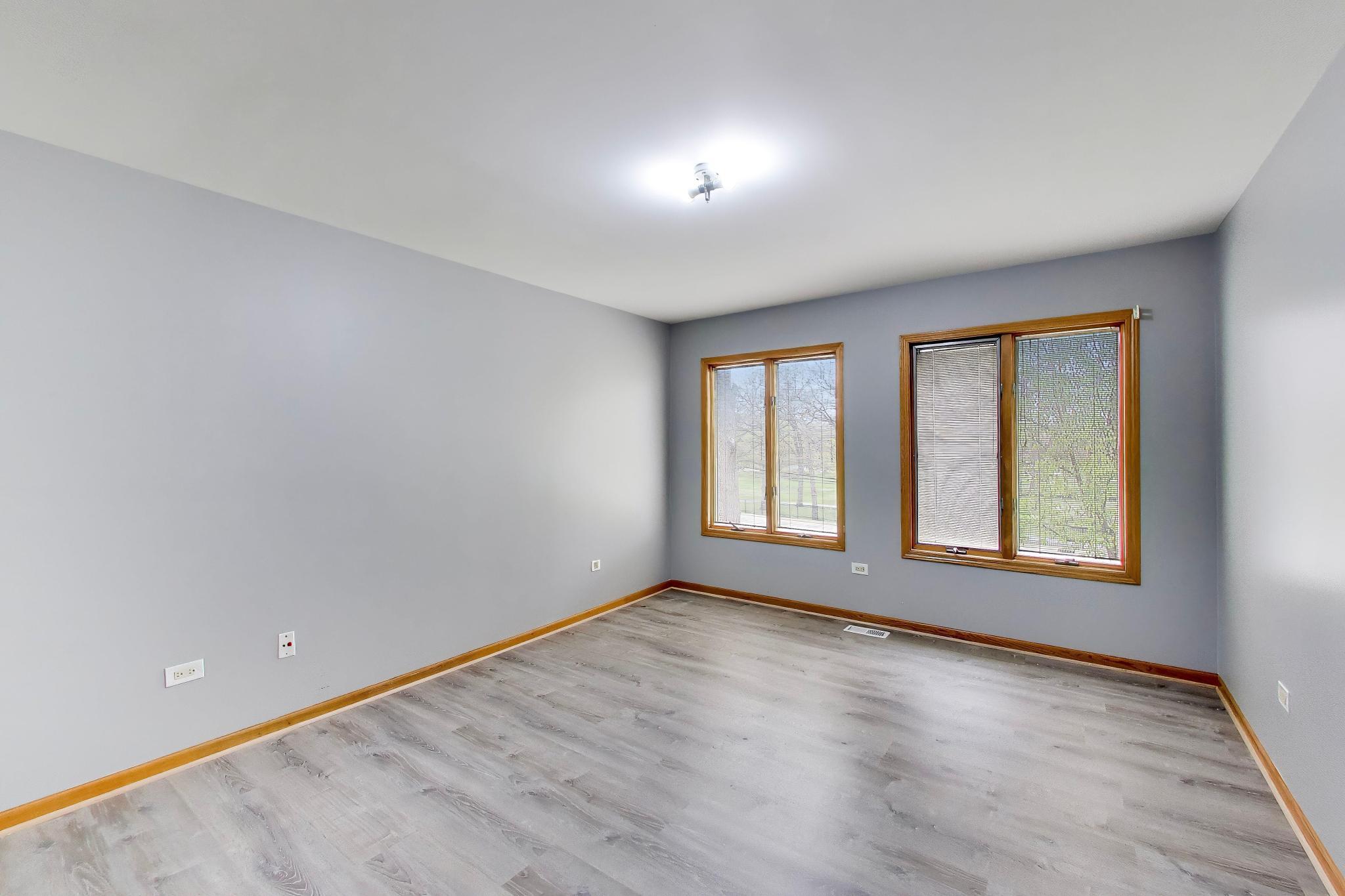 2116 Ridge Road Highland, IN 46322 - Photo 27 of 50 2048x1365