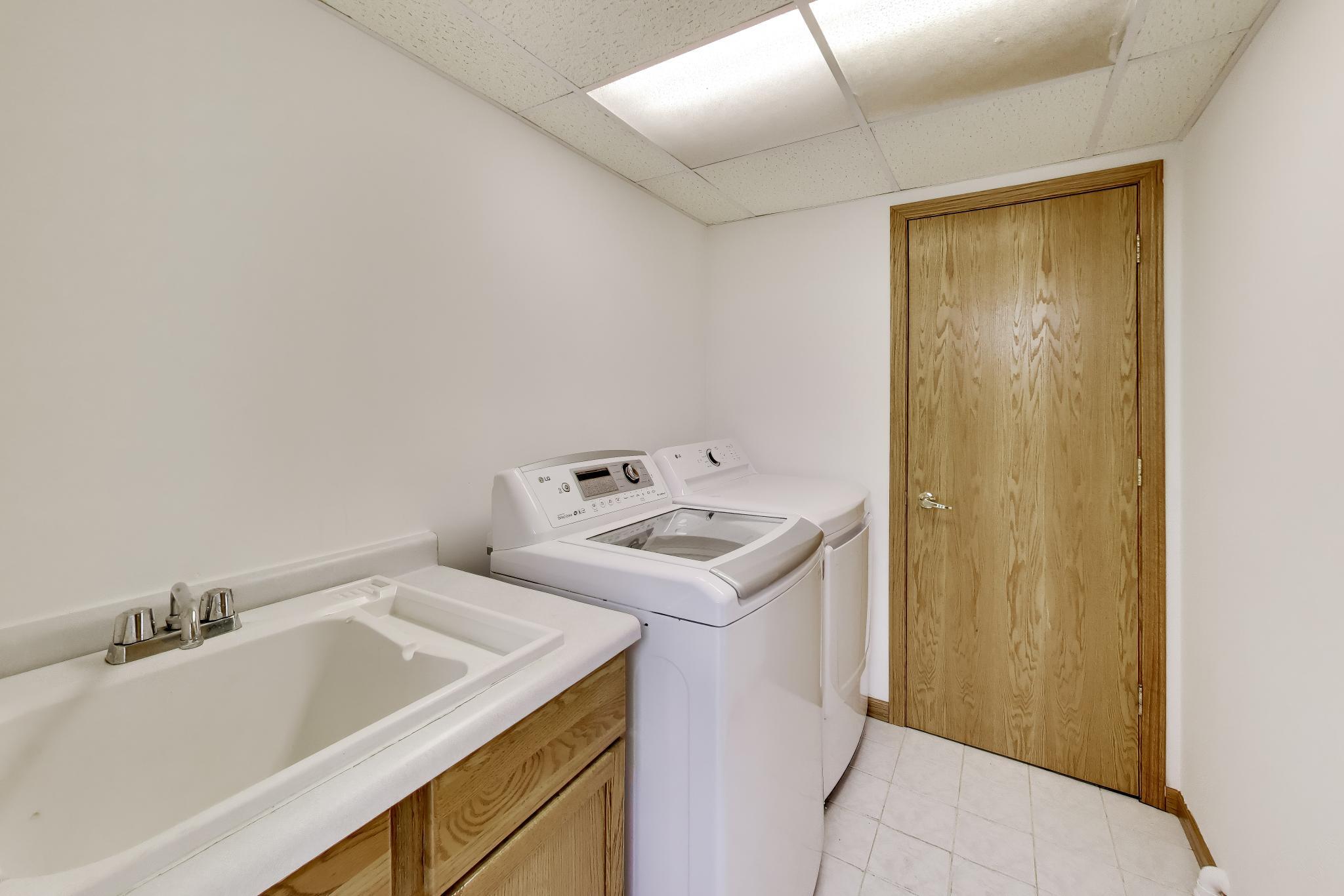 2116 Ridge Road Highland, IN 46322 - Photo 41 of 50 2048x1366