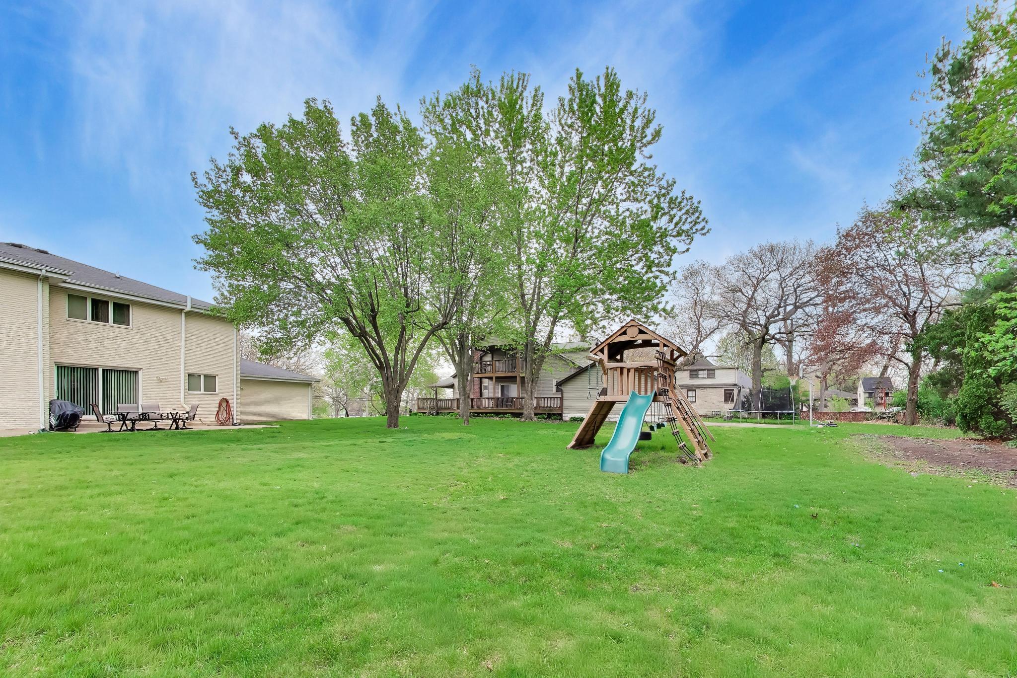 2116 Ridge Road Highland, IN 46322 - Photo 44 of 50 2048x1365