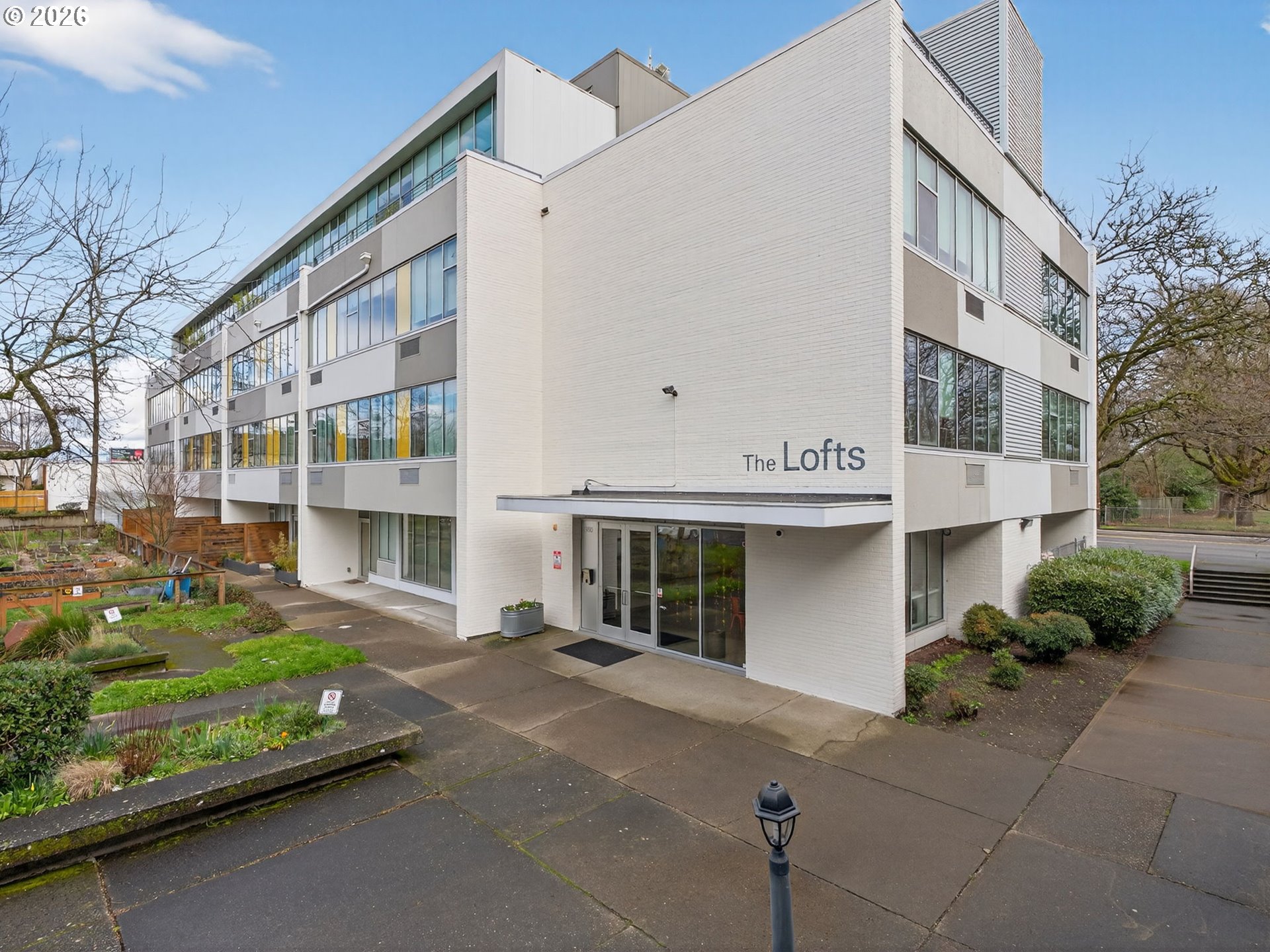 900 Northeast 81st Avenue, Unit 314 Portland, OR 97213 - Photo 2 of 32