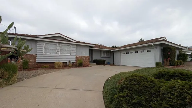 $4,750 | 6160 Capri Drive, San Diego, CA 92120