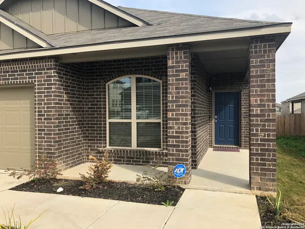 $1,750 | 8210 Bending Willow, San Antonio, TX 78223