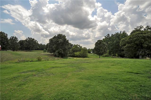 1081 Manley Loop Dickson, TN 37055 - Photo 15 of 19