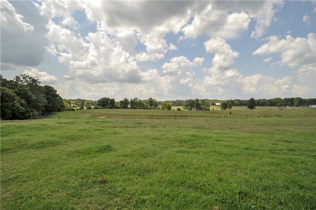 1081 Manley Loop Dickson, TN 37055 - Photo 16 of 19