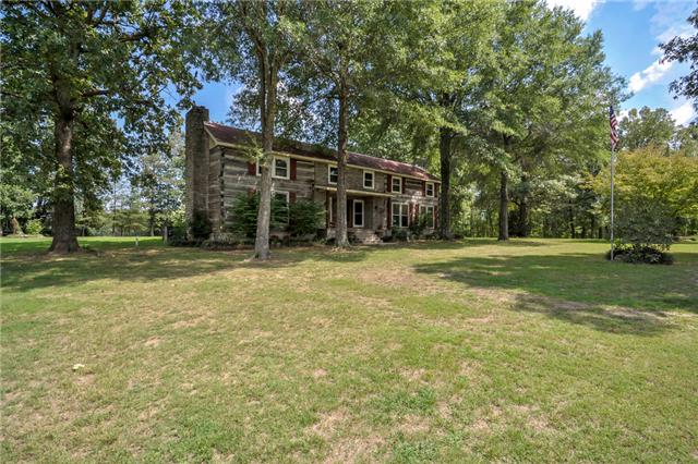1081 Manley Loop Dickson, TN 37055 - Photo 2 of 19