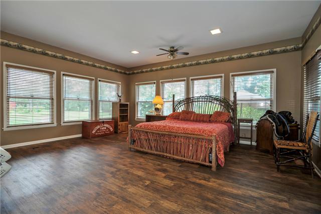 1081 Manley Loop Dickson, TN 37055 - Photo 8 of 19