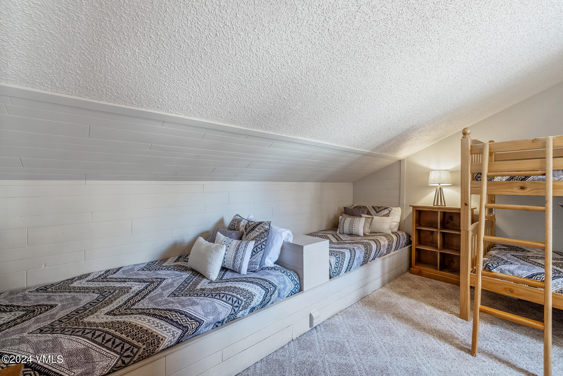 4516 Meadow Drive, Unit 809 Vail, CO 81657 - Photo 14 of 26 Loft 2