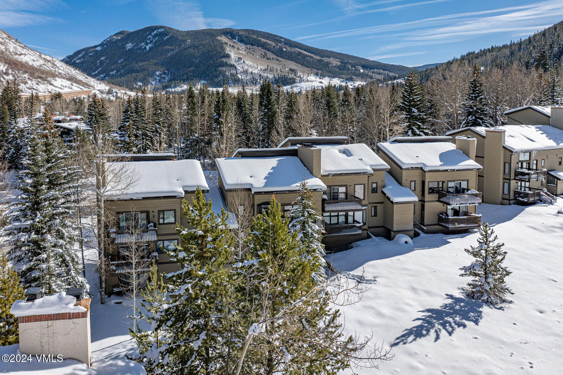4516 Meadow Drive, Unit 809 Vail, CO 81657 - Photo 21 of 26 15 - Exterior