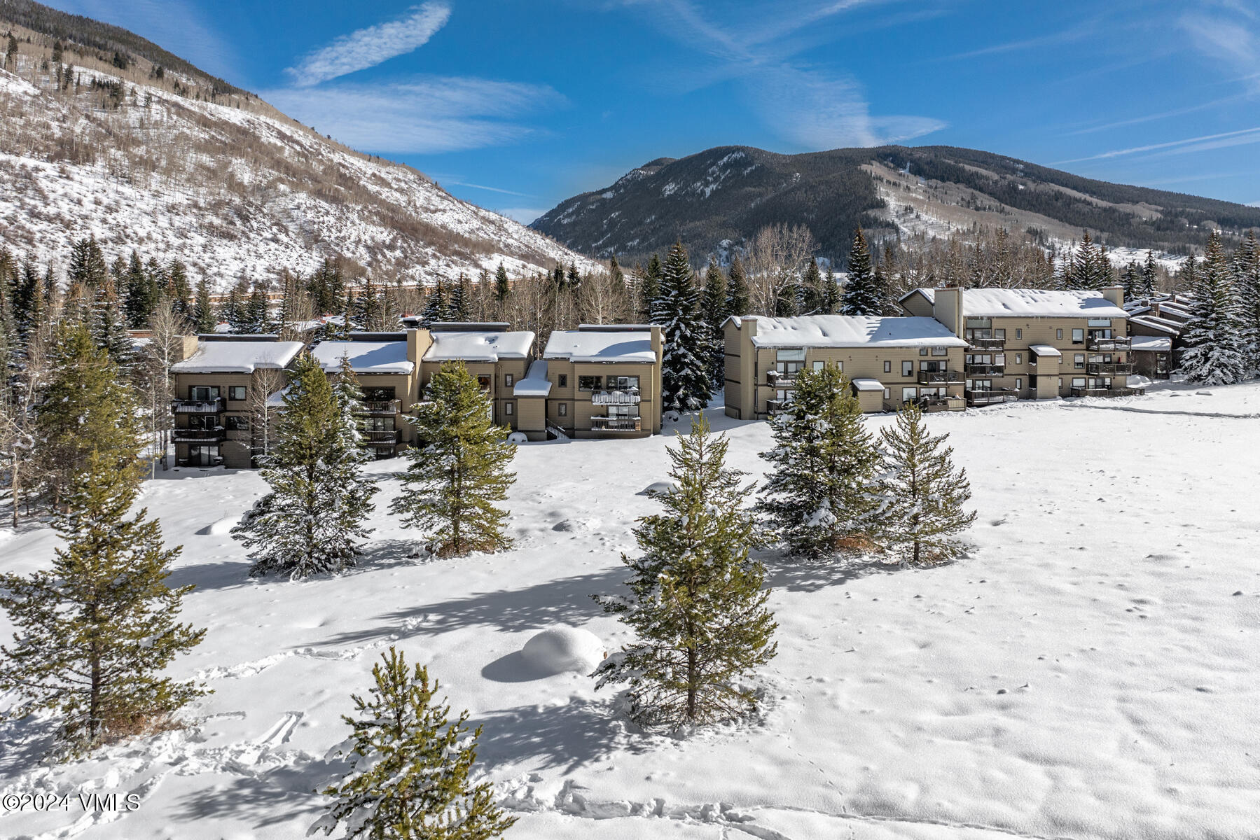 4516 Meadow Drive, Unit 809 Vail, CO 81657 - Photo 23 of 26 16 - Exterior 2