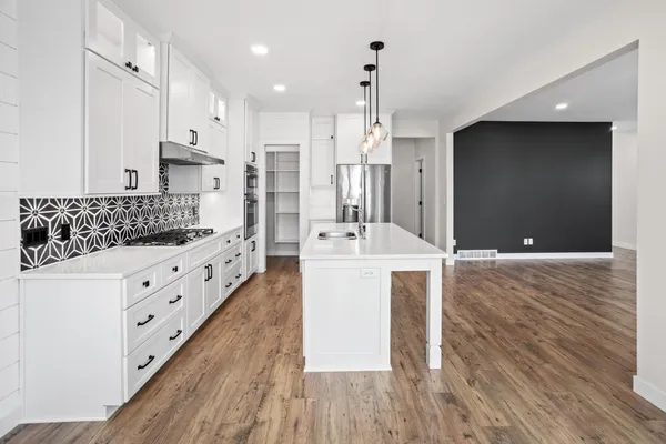 $599,900 | 2791 Golden Vly Parkway South, Fargo, ND 58104