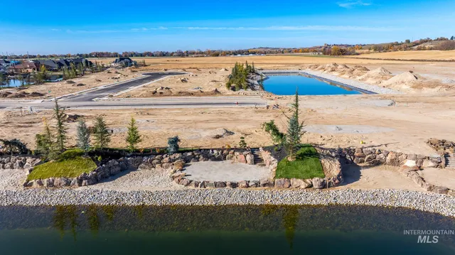 $685,000 | 3670 North Lighter Avenue, Eagle, ID 83616