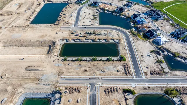 $685,000 | 3670 North Lighter Avenue, Eagle, ID 83616