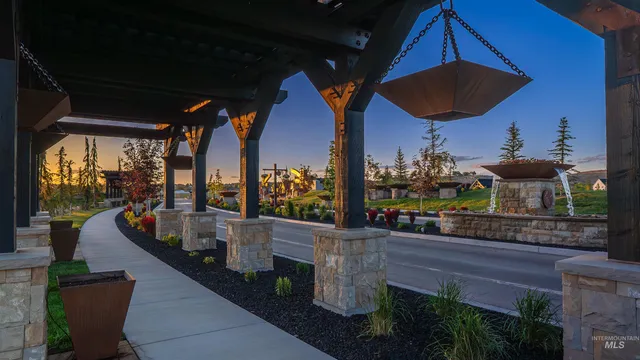 $685,000 | 3670 North Lighter Avenue, Eagle, ID 83616