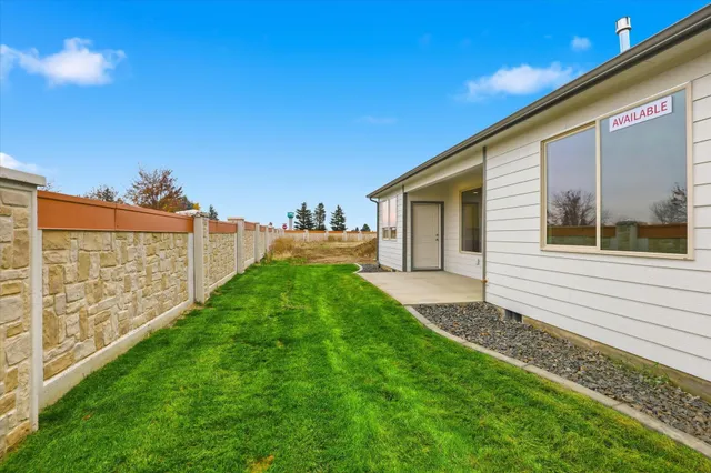 $505,850 | 22 North Country Club Drive, Unit 22, Deer Park, WA 99006