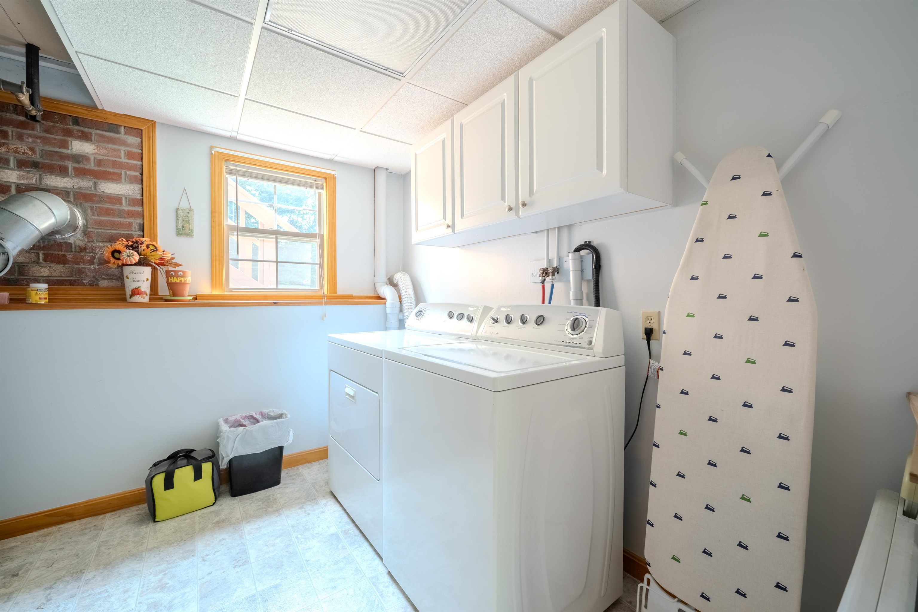 306 Wash Pond Road Hampstead, NH 03841 - Photo 23 of 40