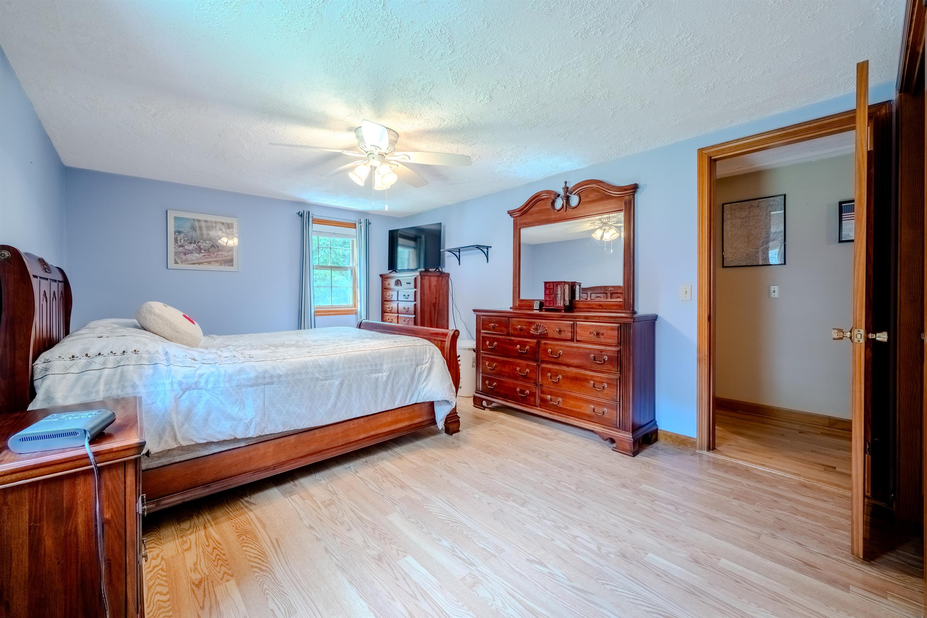 306 Wash Pond Road Hampstead, NH 03841 - Photo 10 of 40