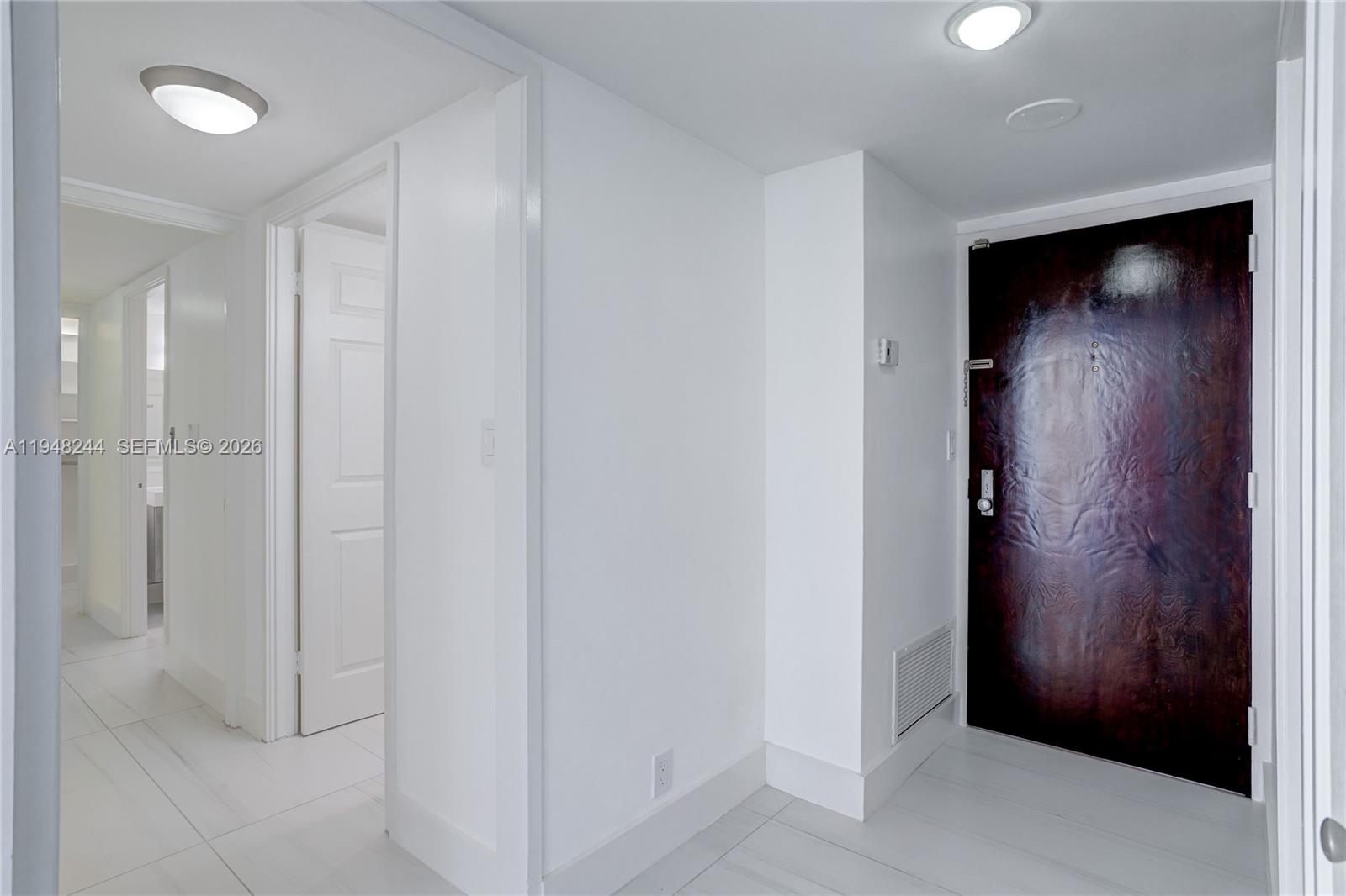 1541 Brickell Avenue, Unit C1008 Miami, FL 33129 - Photo 17 of 60