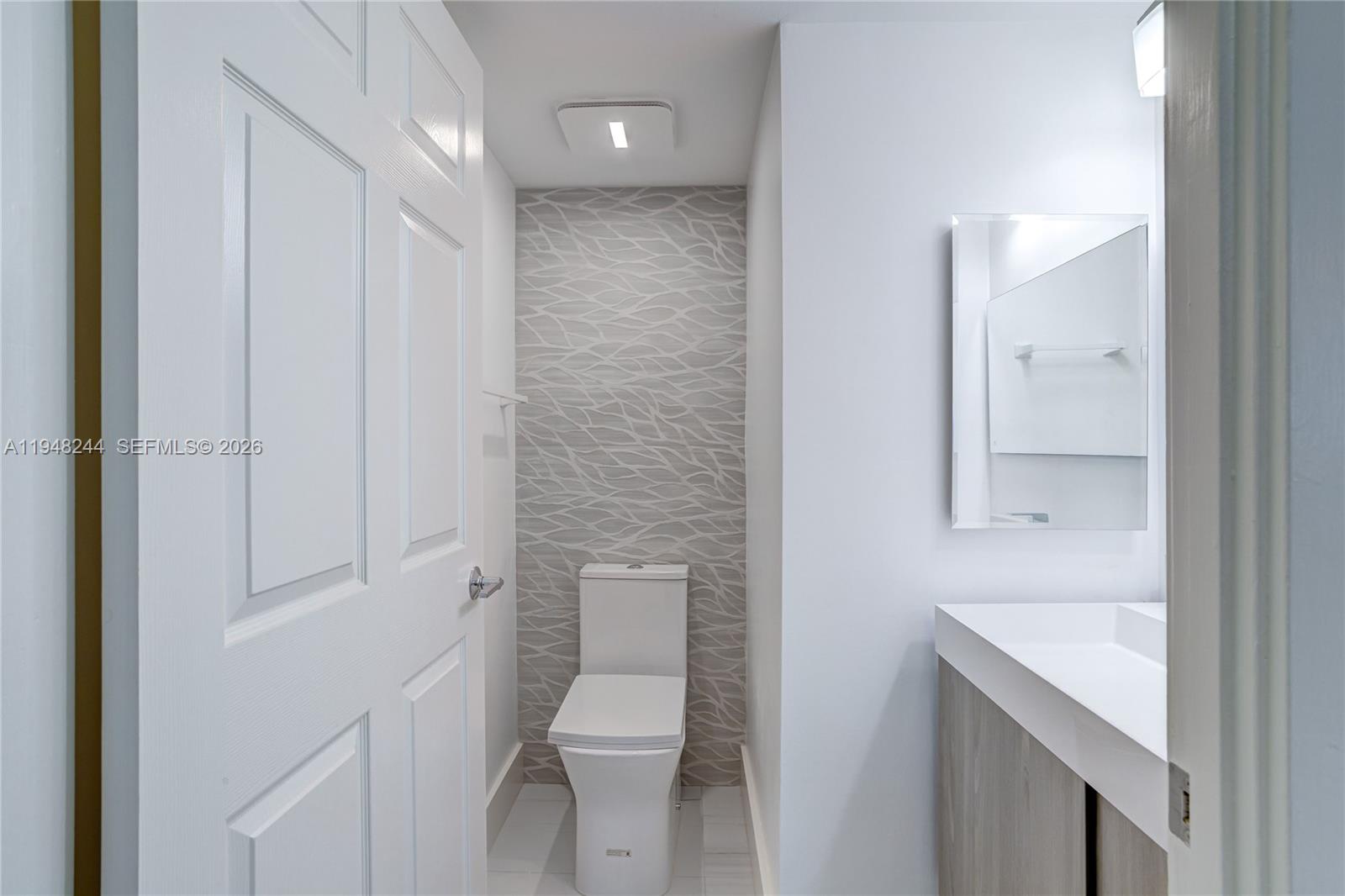 1541 Brickell Avenue, Unit C1008 Miami, FL 33129 - Photo 19 of 60