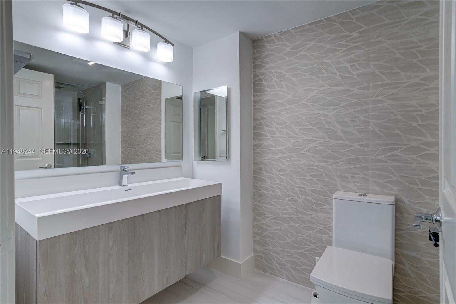 1541 Brickell Avenue, Unit C1008 Miami, FL 33129 - Photo 22 of 60