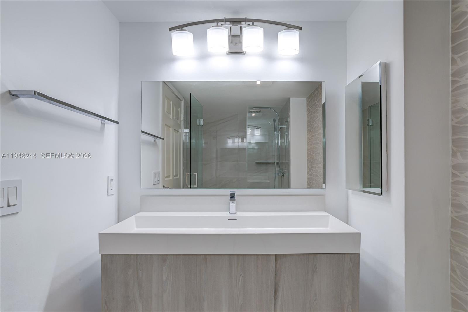 1541 Brickell Avenue, Unit C1008 Miami, FL 33129 - Photo 24 of 60