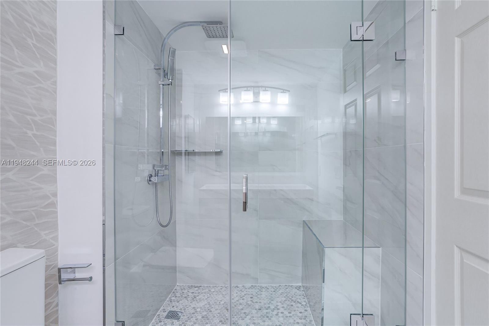 1541 Brickell Avenue, Unit C1008 Miami, FL 33129 - Photo 25 of 60