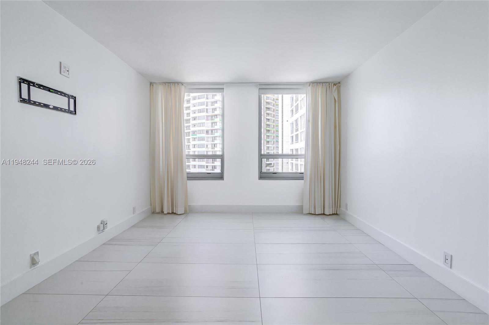 1541 Brickell Avenue, Unit C1008 Miami, FL 33129 - Photo 27 of 60