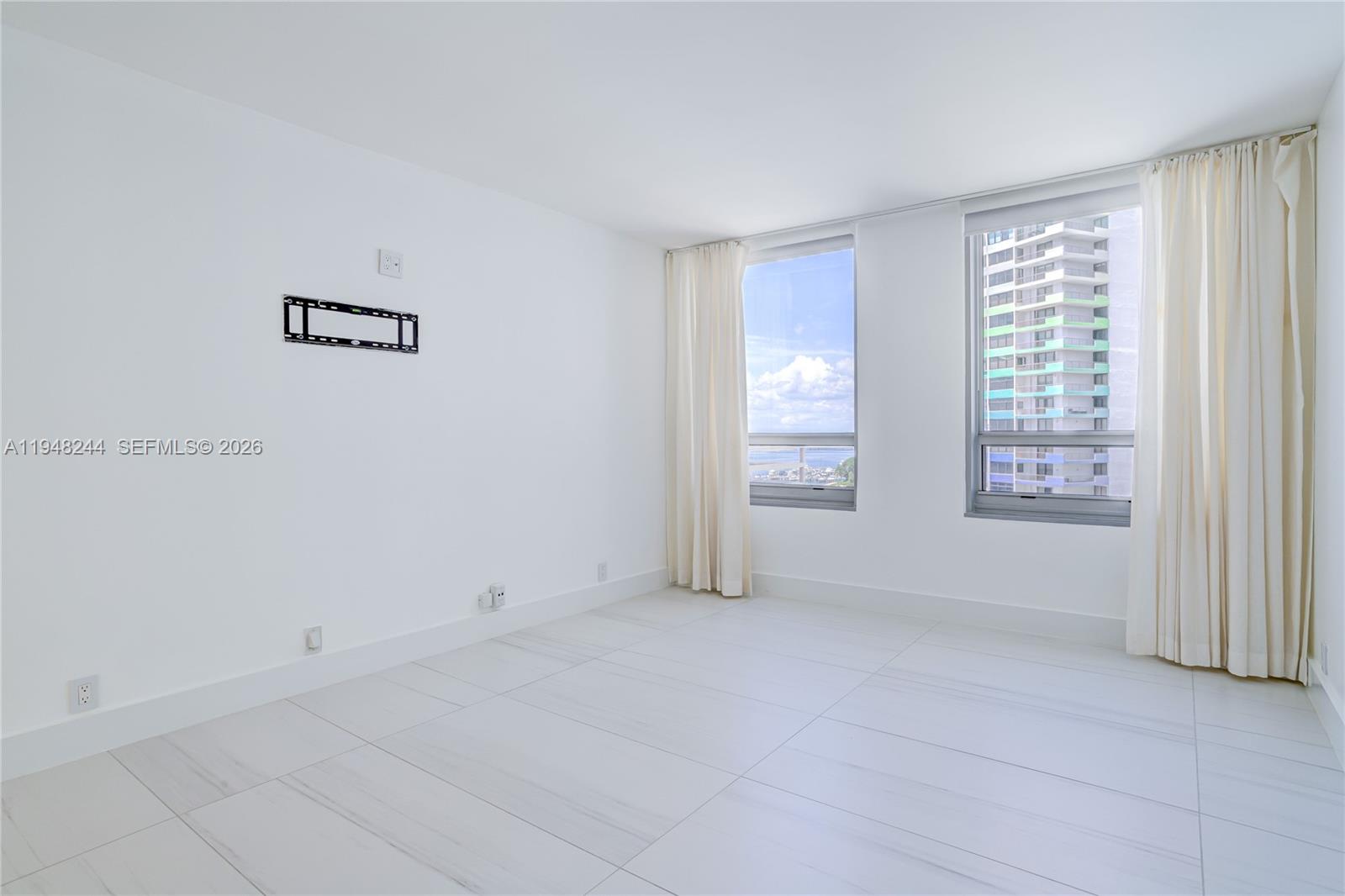 1541 Brickell Avenue, Unit C1008 Miami, FL 33129 - Photo 28 of 60