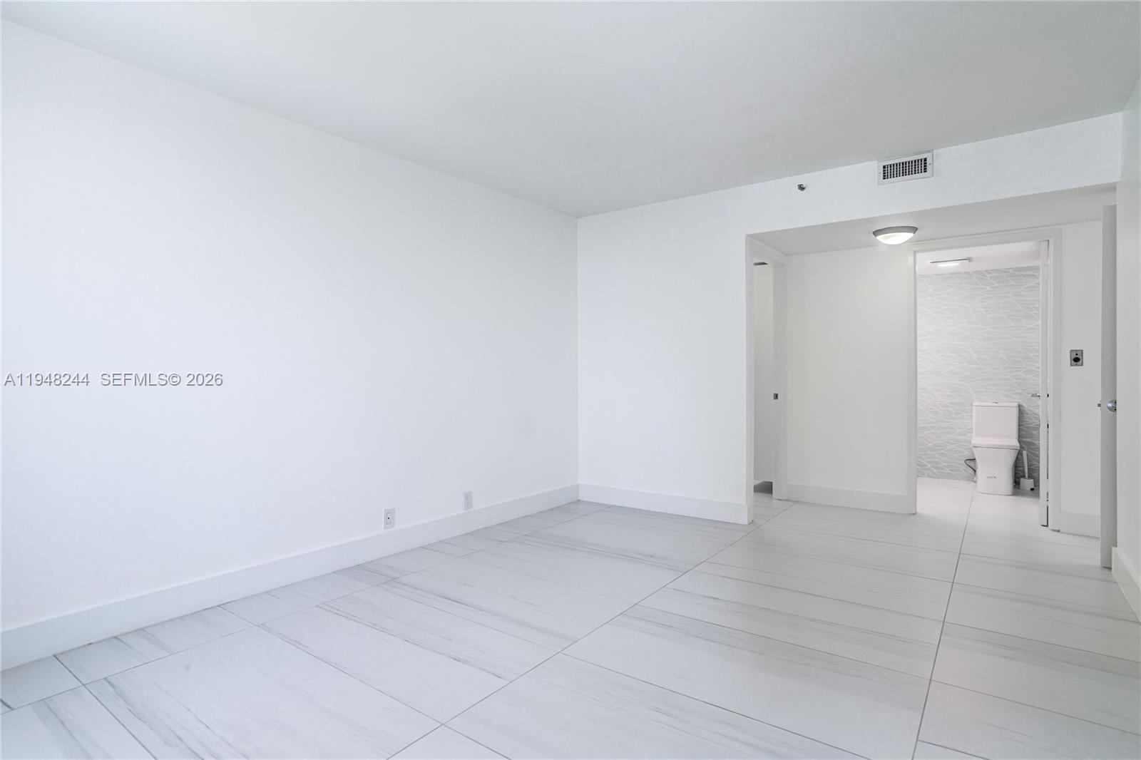 1541 Brickell Avenue, Unit C1008 Miami, FL 33129 - Photo 31 of 60