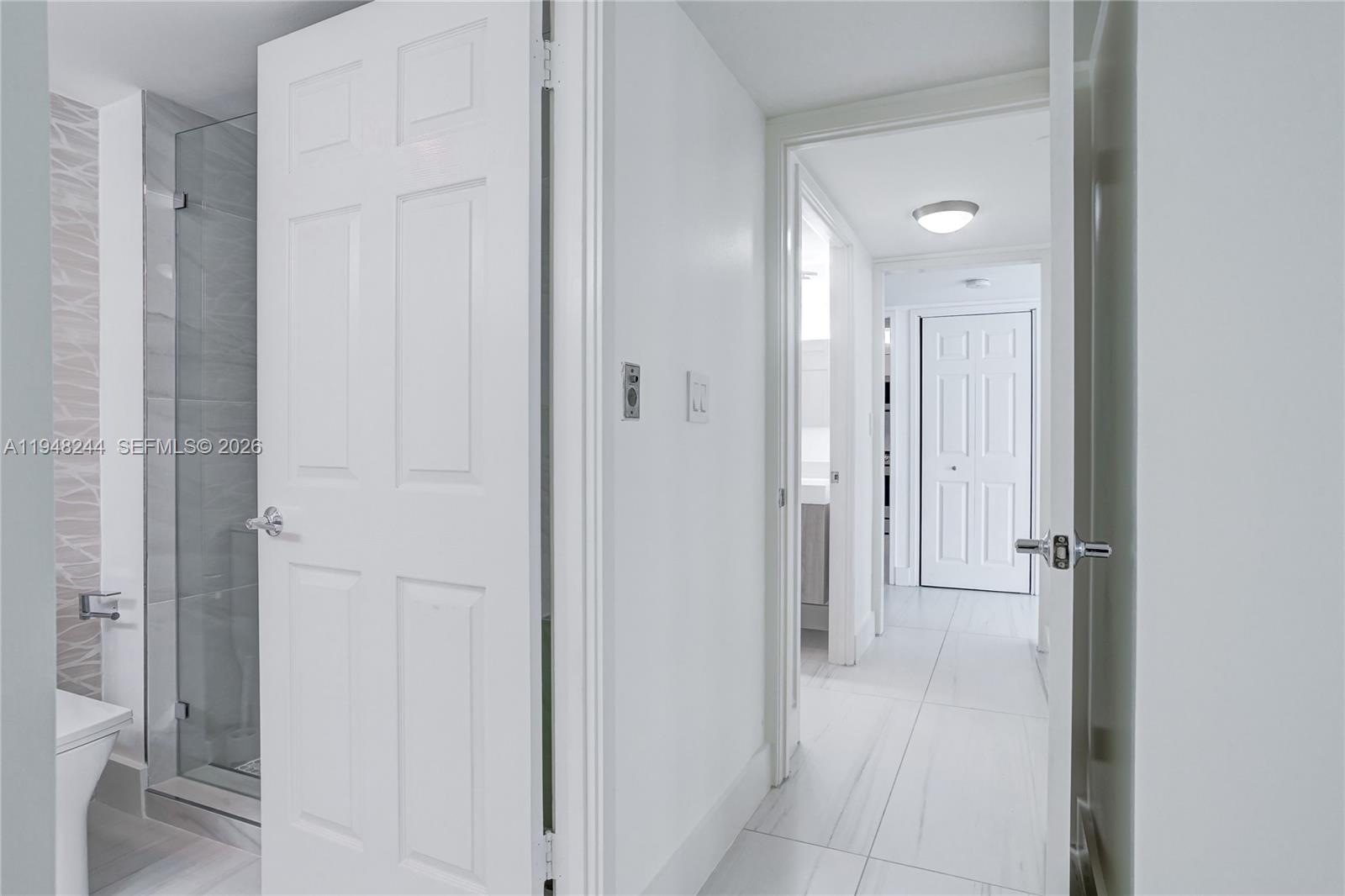 1541 Brickell Avenue, Unit C1008 Miami, FL 33129 - Photo 32 of 60